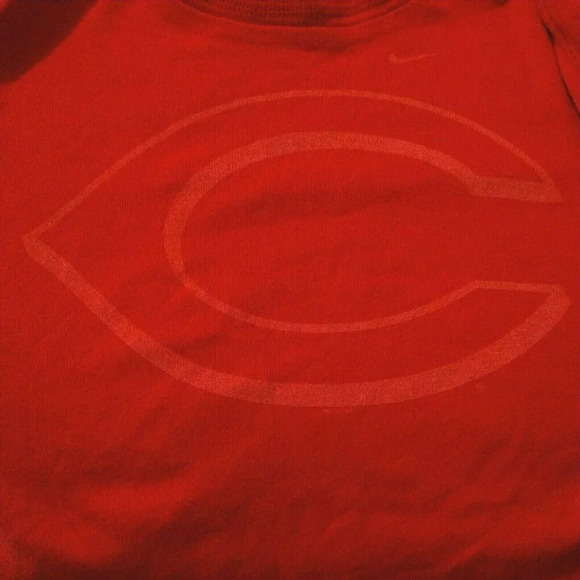 Nike Cincinnati Reds T-Shirt Crewneck Women Size XS 0-2 Red White Long Sleeve - Picture 7 of 7